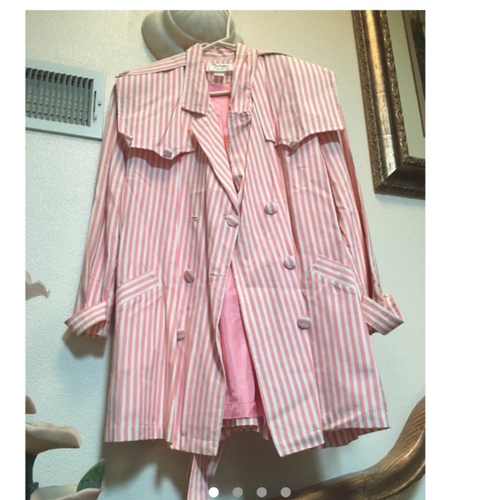 BRAND NEW Vintage 80s Tulipe Top Coat